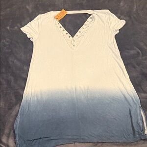 American Eagle Outfitters Blue and White Ombre Short Sleeve Top